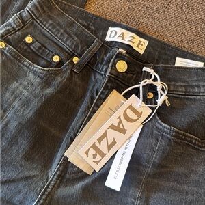 Daze Women's High Rise Black Jeans